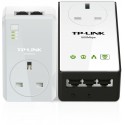 TP-Link TL-WPA4230PKIT AV500 Passthrough Powerline WiFi Kit